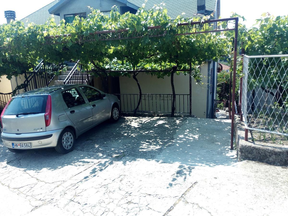 Apartment Lidija ヘルツェグ・ノヴィ エクステリア 写真